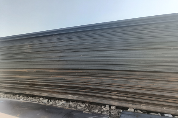 沈阳铺路钢板租赁的多重价值，，，助力都会基础设施建设